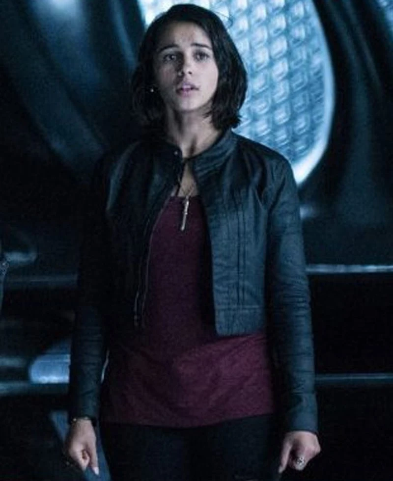 Kimberly Hart Power Rangers Naomi Scott Leather Jacket - Image 4