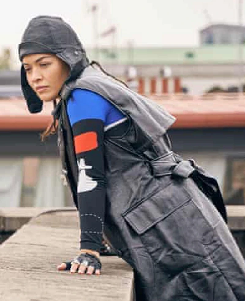 Twist Rita Ora Black Sleeveless Coat - Image 2