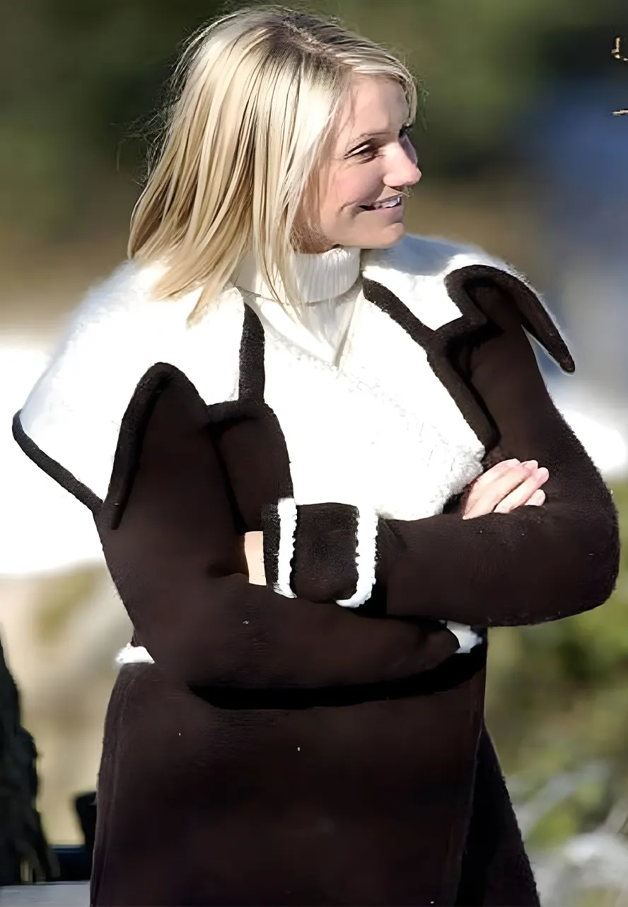 Cameron Diaz The Holiday Coat - Image 3