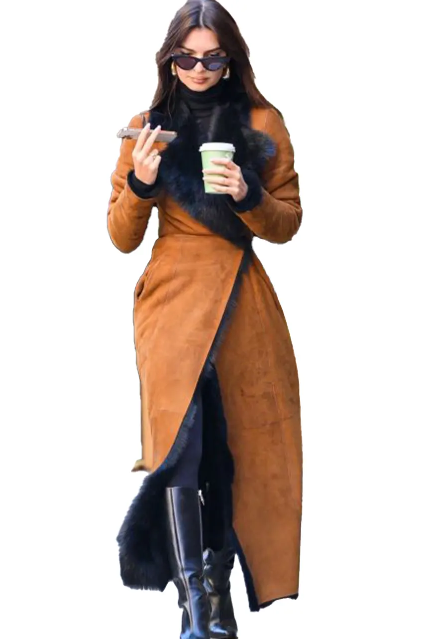 Emily Ratajkowski 90S Glamour Shearling Coat - Image 4